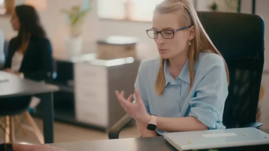 Customer support professionals resolving casework with context and confidence.