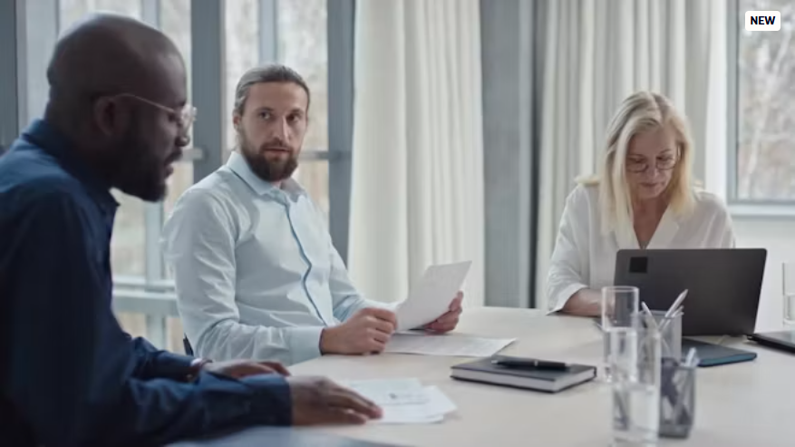 Platform and governance team reviewing AI execution, controls and architecture.